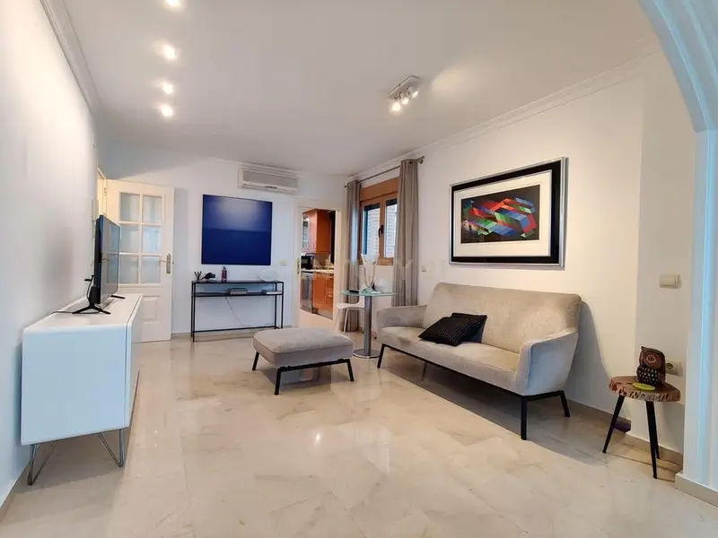 Apartamento en Calpe con Vistas al Mar y Parking