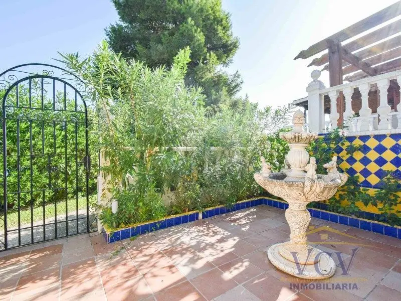 Venta Adosado con Chimenea en Gran Alacant