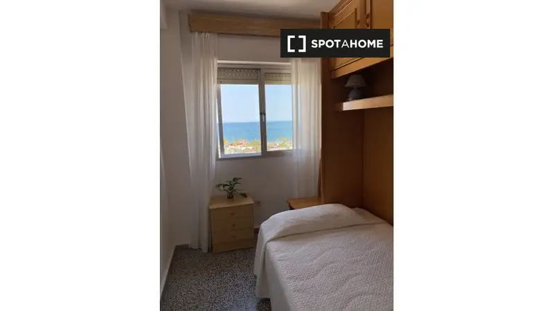 Habitacion en piso compartido Malaga