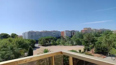 Piso en Alquiler Reus 4 Dormitorios Parking Terraza