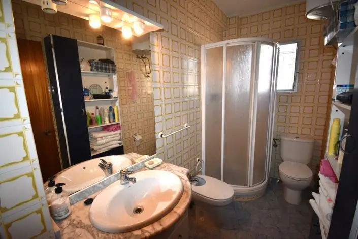 Villa 3 Dormitorios en Venta Monserrat