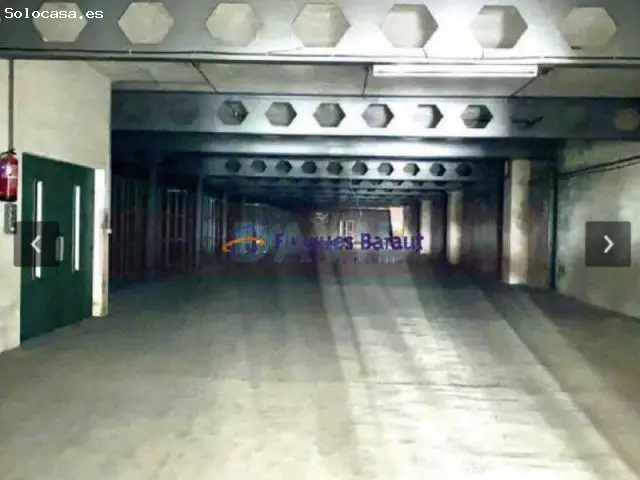 Nave Industrial 4655m2 Tres Plantas Gigueras
