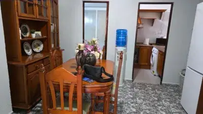Casa en Venta Semicentro - Tres Plantas Garaje Dos Coches