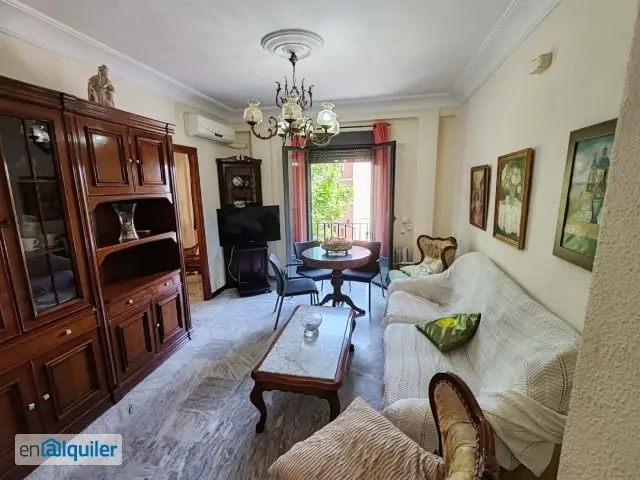 Alquiler estudiantes Sevilla: piso 4 dormitorios, 130m2, Av Luis Montoto