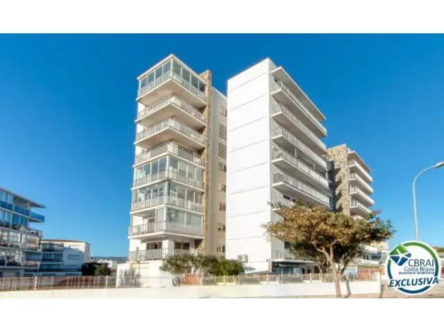 Apartamento en Venta Roses Girona Cerca de la Playa Reformado