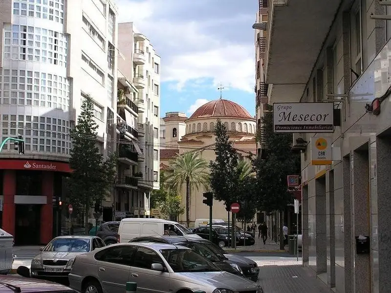 Venta Local Comercial 520m2 Elche Corazon de Jesus