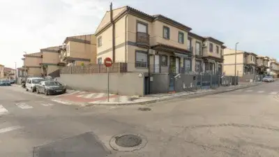 Casa en Venta en Maracena Gran Capacidad