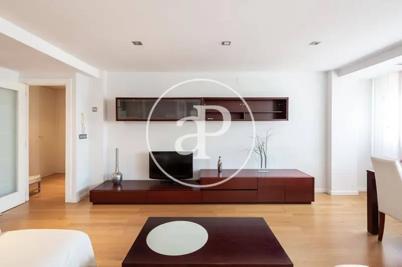 Apartamento en Ruzafa Valencia 3 habitaciones 2 baños reformado