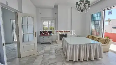 Casa adosada en venta en Calle Estados Unidos, 92