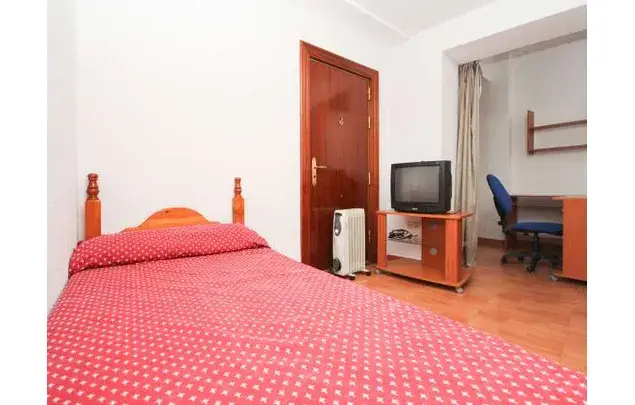 Alquiler Apartamento 220m2 11 habitaciones Granada Centro