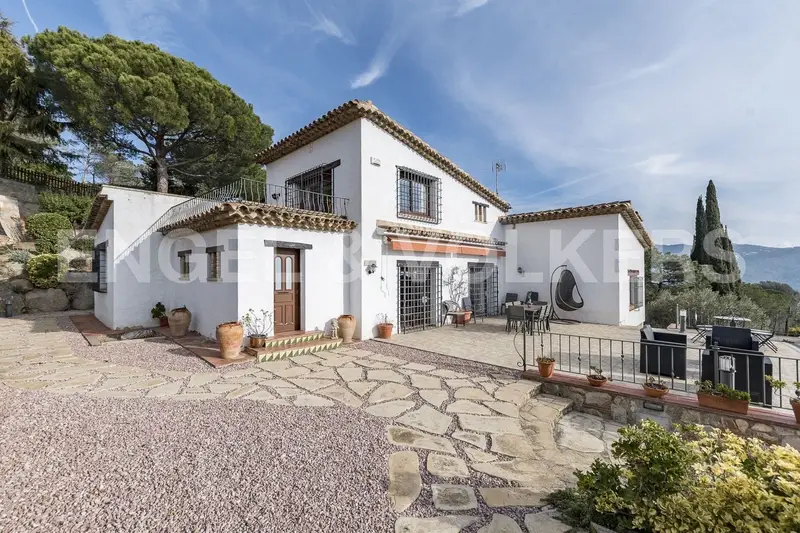 Chalet en Venta Argentona 7 Dormitorios Vistas al Mar