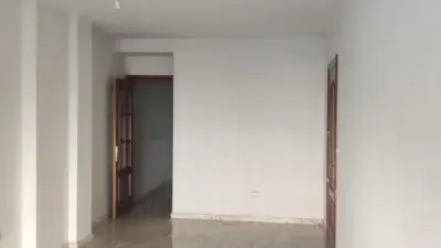 Piso en venta en Maracena centro cerca del metro