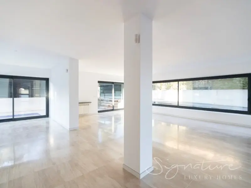 Venta Villa con garaje en Valldoreix - Ref: VSC2501009