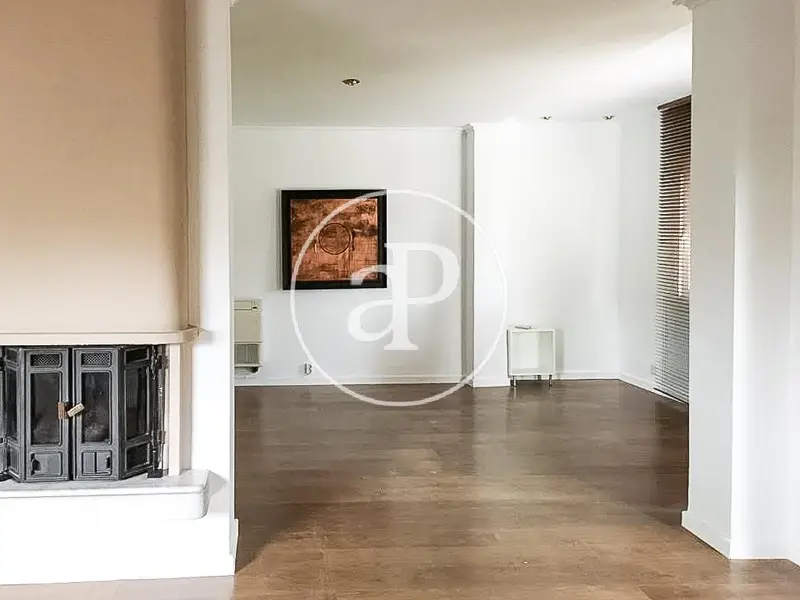 Casa en Venta en La Eliana 660m2 Reformada