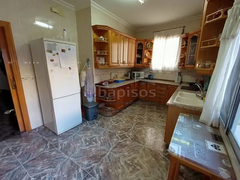 Venta Casa Reformada Pozohondo 260m2 Nave 155m2