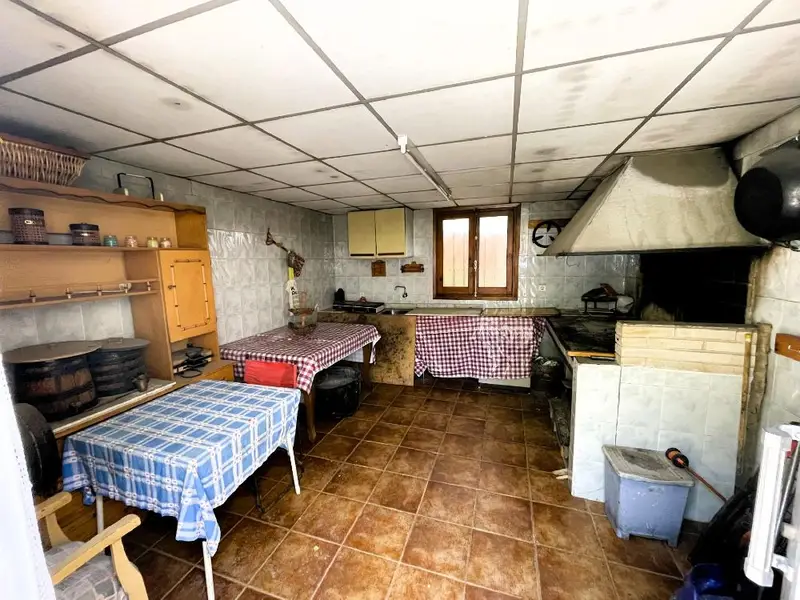 Chalet con Jardin y Piscina en Villena