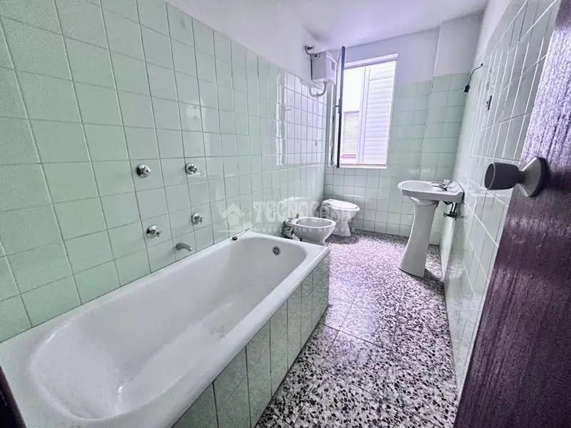 Piso en Venta en Avenida Jose Maria Fernandez Leon