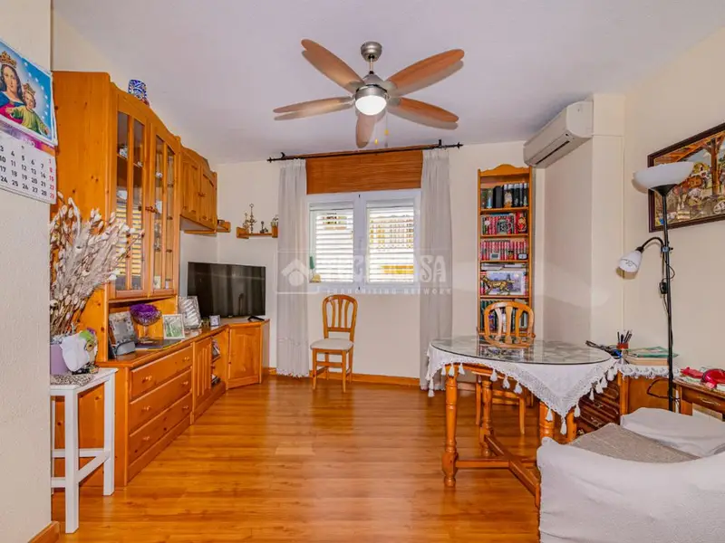 Piso en Venta Calle Narciso Monturiol 1 Dormitorio Cochera Trastero