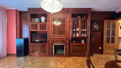 Piso en Venta Ciudad Naranco Oviedo 2 Dormitorios 2 Baños Garaje
