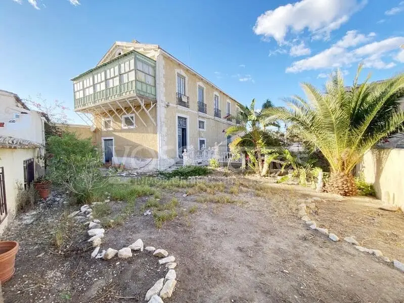 Palacete Andaluz en La Alfoquia a Reformar Gran Oportunidad
