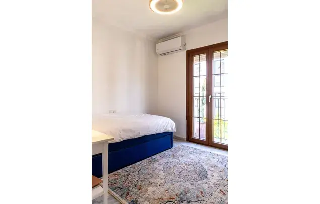Casa en alquiler en Benahavís 4 dormitorios 229m2