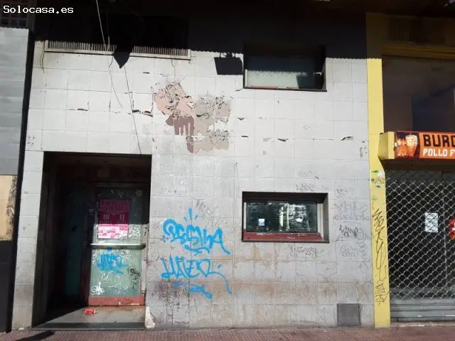 Local Comercial en Burgos Centro 2 Plantas 2 Baños Reforma