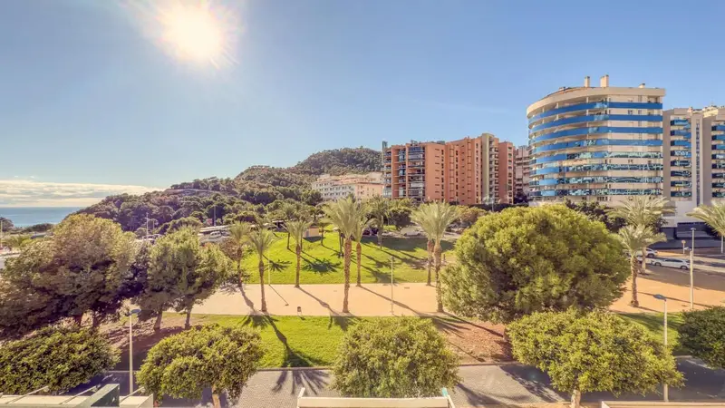 Apartamento en Alquiler Cala Villajoyosa - 2 Dormitorios y 2 Baños