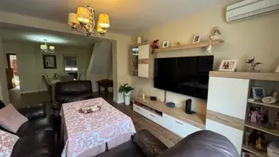 Casa en Venta Plaza San Francisco 130m2 3 habitaciones 2 baños