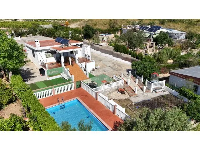 Chalet con Apartamento en Llíria Vistas Espectaculares