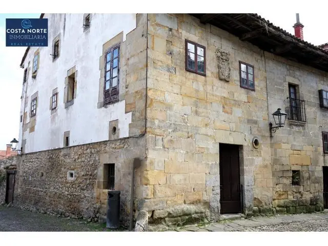 Edificio Historico en Venta Santillana del Mar Cantabria