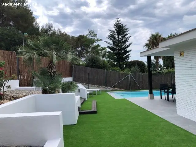 Chalet en Vallpineda Sitges con Piscina y Jardin
