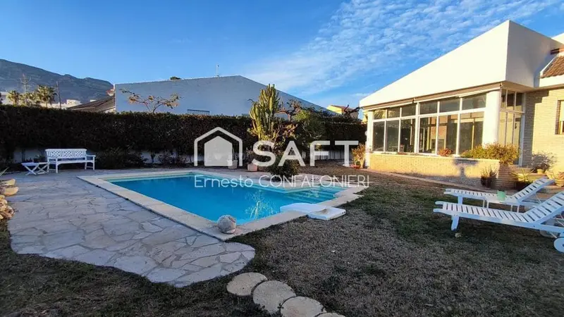 Chalet en venta en Alcanar, Tarragona