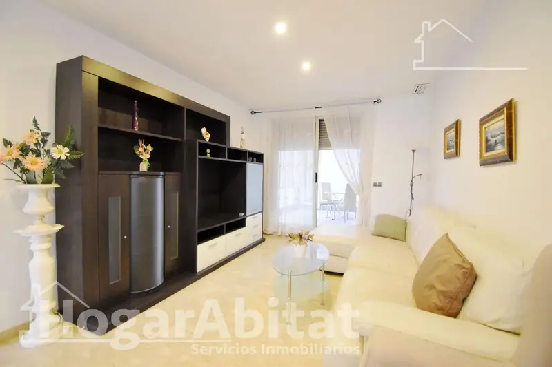 Adosado en Gandia con Garaje y Terraza 3 Dormitorios
