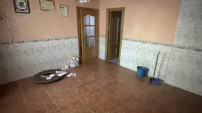 Chalet en Venta en Linares - 3 Dormitorios - Cerca del Matadero