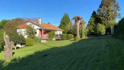 Chalet con Casa Adosada en Bergondo 4850m2