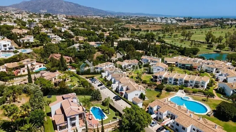 Villa a la venta en la calle La Coronilla Alto 44