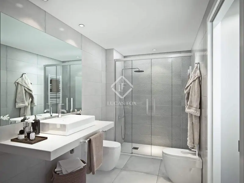 Apartamento en venta en Badalona 4 dormitorios 2 baños terraza 140m2