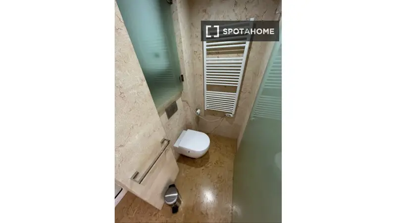 Habitacion piso compartido Murcia suministros incluidos