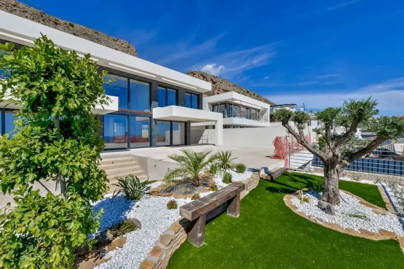 Villa de Lujo en Finestrat con Vistas al Mar
