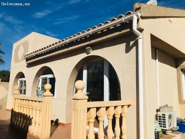 Chalet en Gran Alacant Santa Pola 4 Dormitorios 4 Baños Piscina