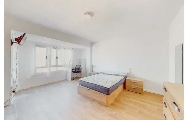 Habitaci
ón 132m
² Castelló de la Plana Alquiler Medio Plazo