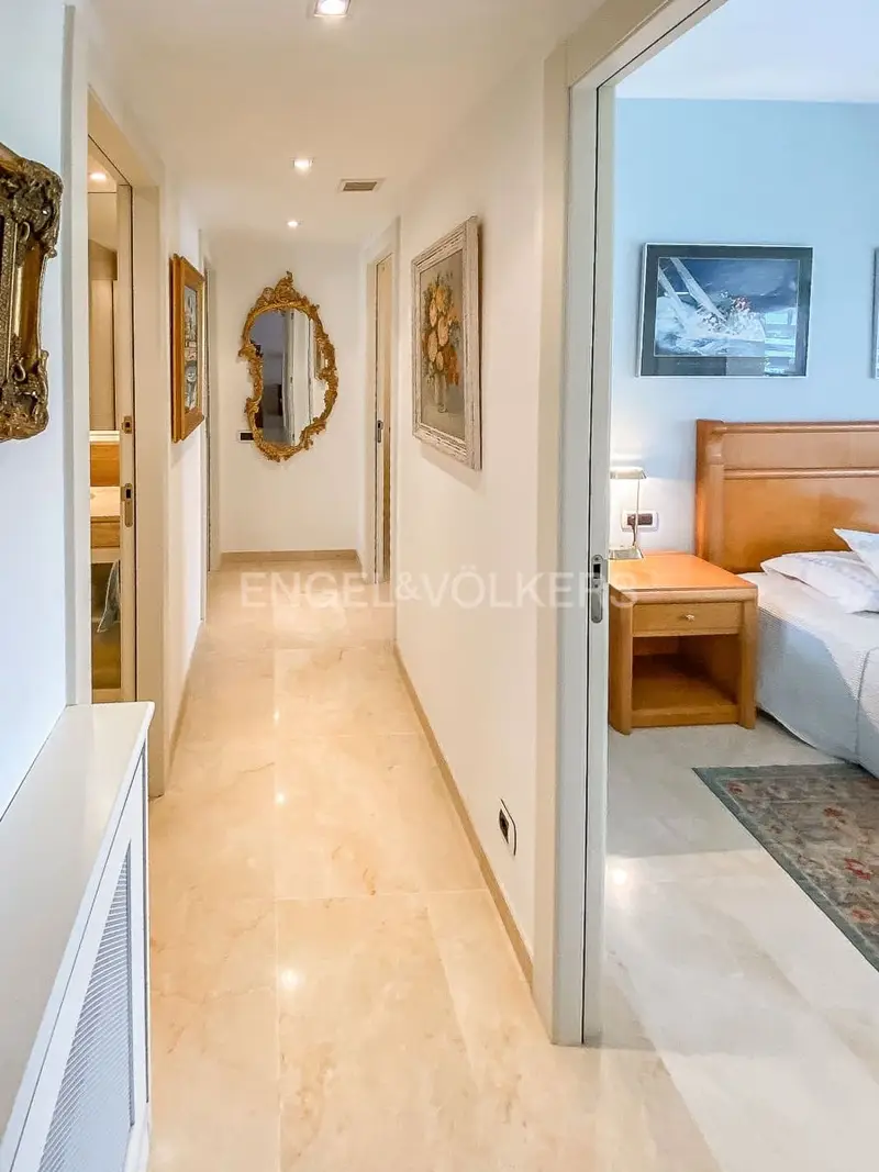 Atico Duplex en Alquiler en Sitges con Vistas al Mar