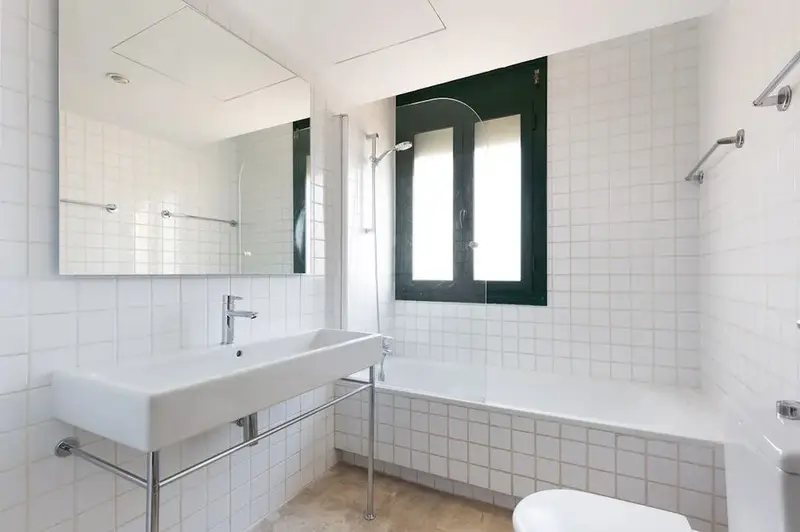 Apartamento 4 Dormitorios 1 Baño Barcelona