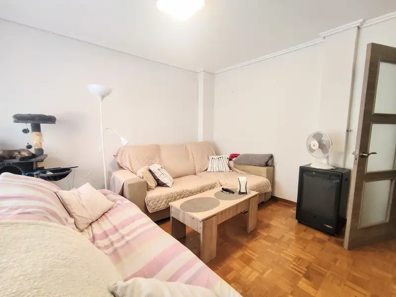 Apartamento 3 Dormitorios Orba