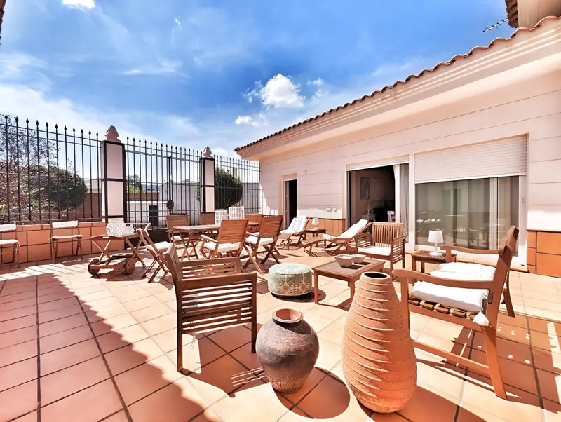Casa en Venta Argamasilla de Calatrava 5 Dormitorios Jardin