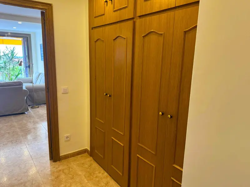 Piso en venta. Fina regia, piso 1 linea de mar, 4 habitaciones, 2 baños, salon 30 m2, terraza, aluminio, aerotermia, 2 ascensores.