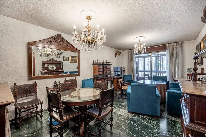 Piso en venta en Granada ciudad: 3 dormitorios, garaje y trastero