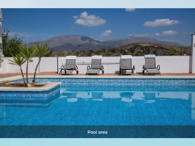 Habitacion con Baño Privado cerca de Alora Malaga