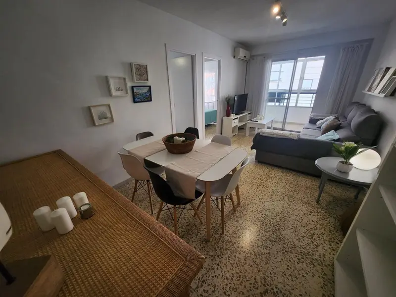 Alquiler Piso 97m2 3 Dormitorios Amueblado Almería ciudad