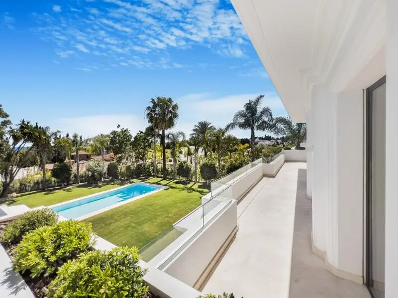 Villa de Lujo en Marbella: Nueva Construccion Cerca de Golf